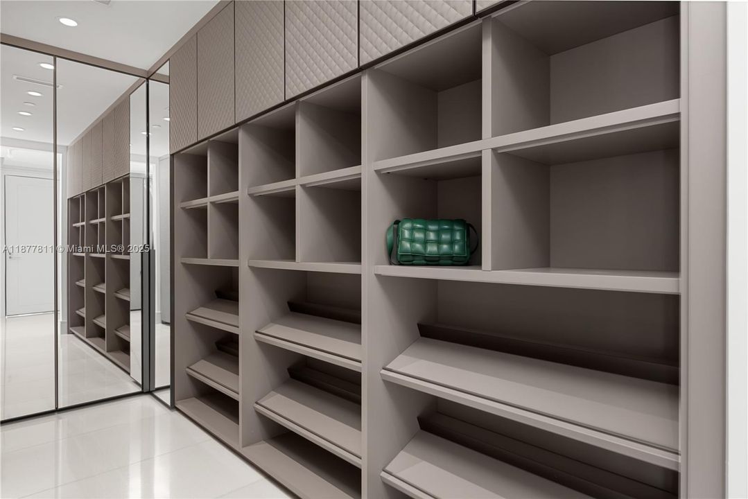 En Venta: $9,985,000 (4 camas, 5 baños, 0 Pies cuadrados)