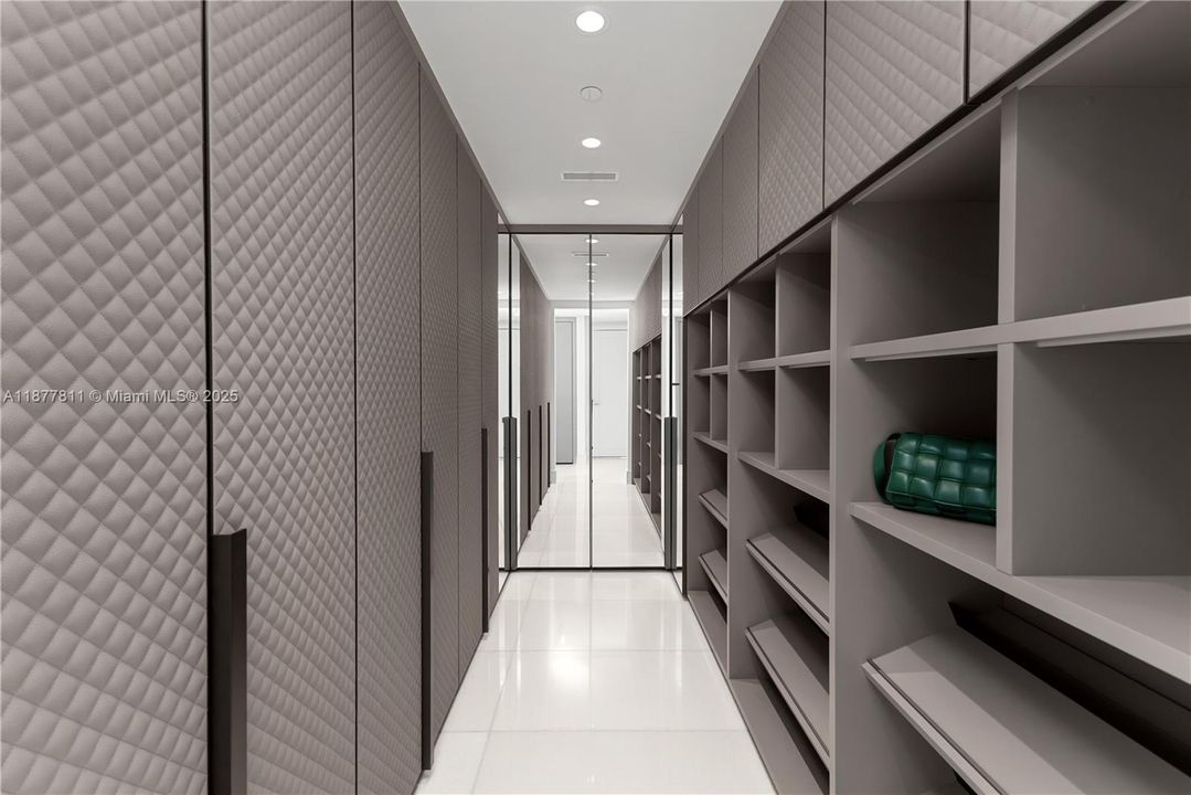 En Venta: $9,985,000 (4 camas, 5 baños, 0 Pies cuadrados)