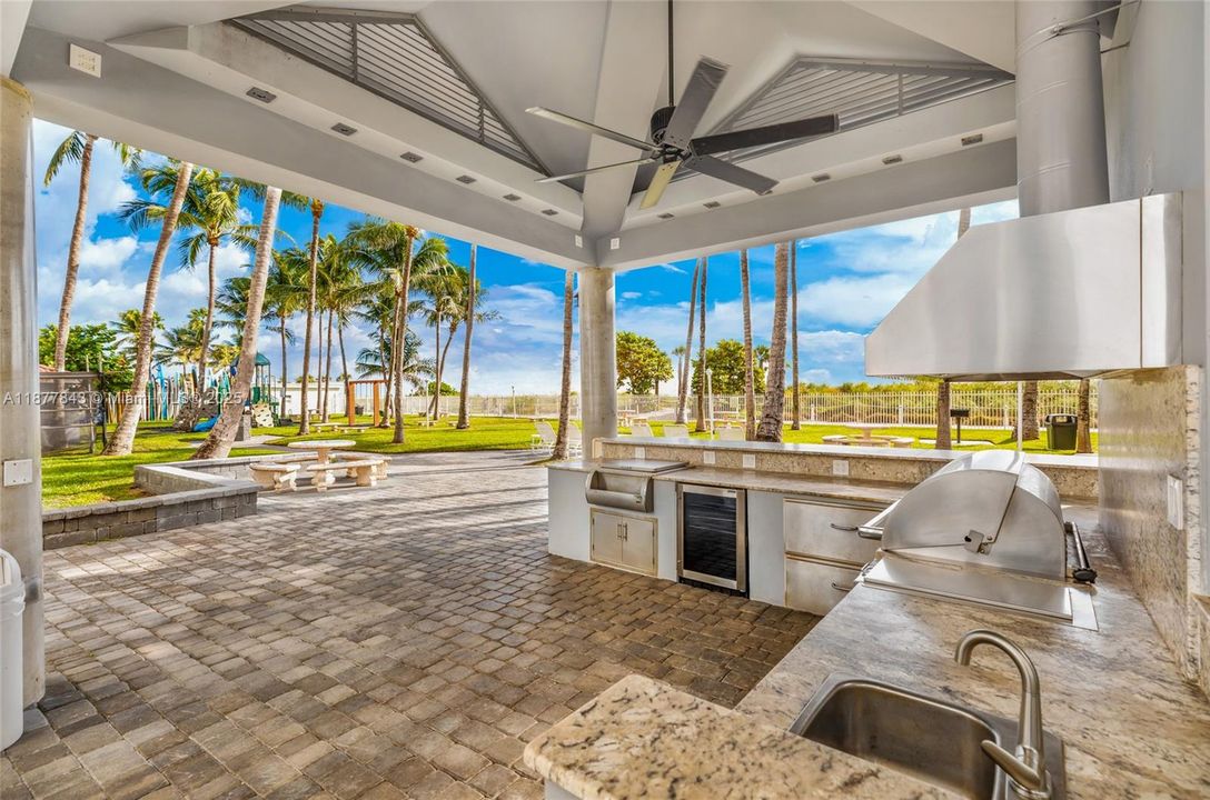 En Venta: $1,250,000 (2 camas, 2 baños, 1340 Pies cuadrados)