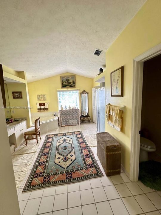 На продажу: $650,000 (3 спален, 2 ванн, 2643 Квадратных фут)