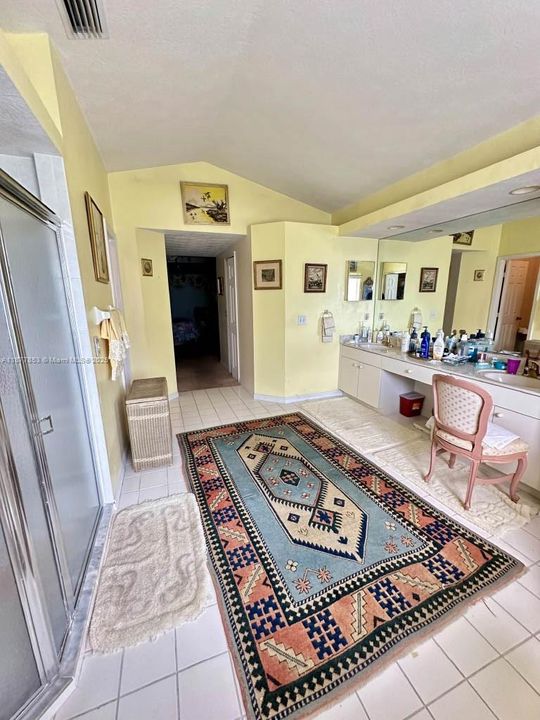 На продажу: $650,000 (3 спален, 2 ванн, 2643 Квадратных фут)