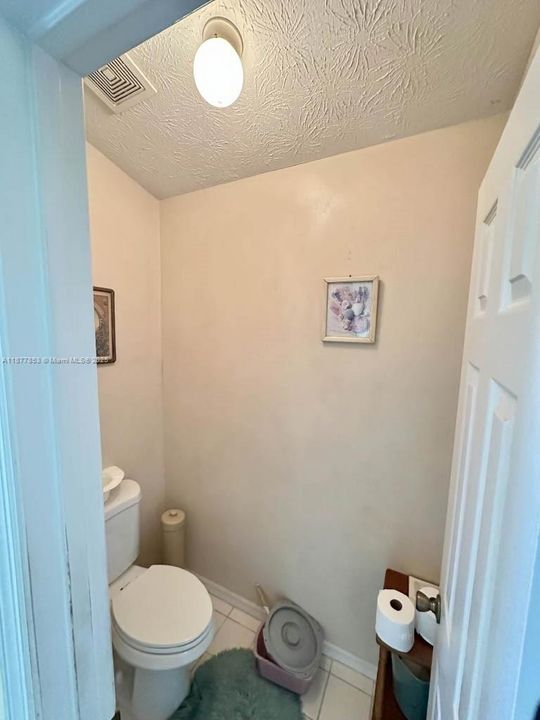 На продажу: $650,000 (3 спален, 2 ванн, 2643 Квадратных фут)