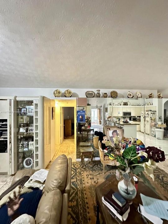 На продажу: $650,000 (3 спален, 2 ванн, 2643 Квадратных фут)