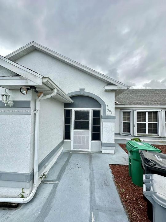 На продажу: $650,000 (3 спален, 2 ванн, 2643 Квадратных фут)