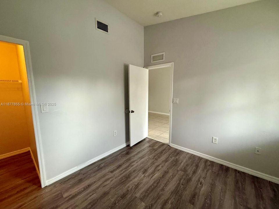 En Renta: $1,730 (2 camas, 2 baños, 815 Pies cuadrados)