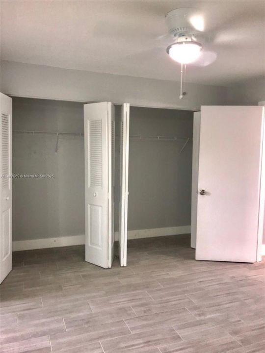 待售: $94,000 (1 贝兹, 1 浴室, 585 平方英尺)