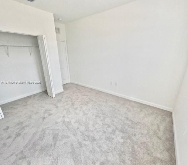 На продажу: $650,000 (3 спален, 2 ванн, 1827 Квадратных фут)