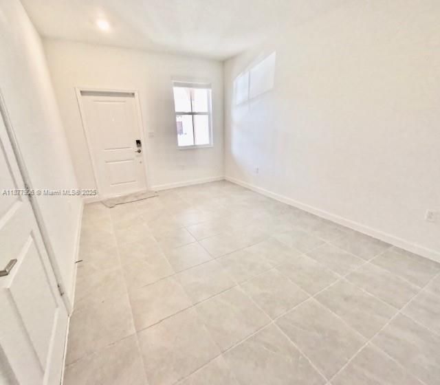 На продажу: $650,000 (3 спален, 2 ванн, 1827 Квадратных фут)