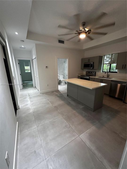 For Rent: $2,750 (2 beds, 1 baths, 2226 Square Feet)