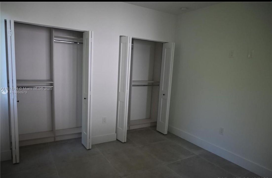 For Rent: $2,750 (2 beds, 1 baths, 2226 Square Feet)