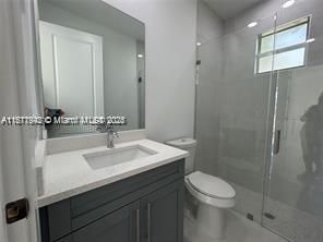 For Rent: $2,000 (3 beds, 2 baths, 1387 Square Feet)