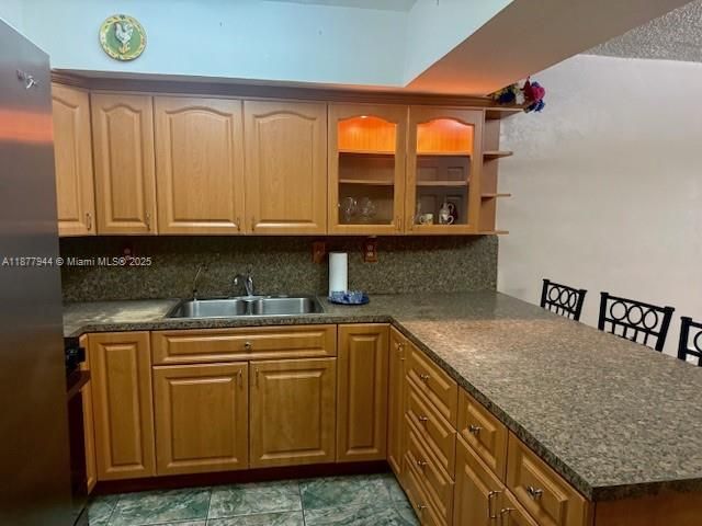 Active With Contract: $400,000 (2 beds, 2 baths, 1452 Square Feet)