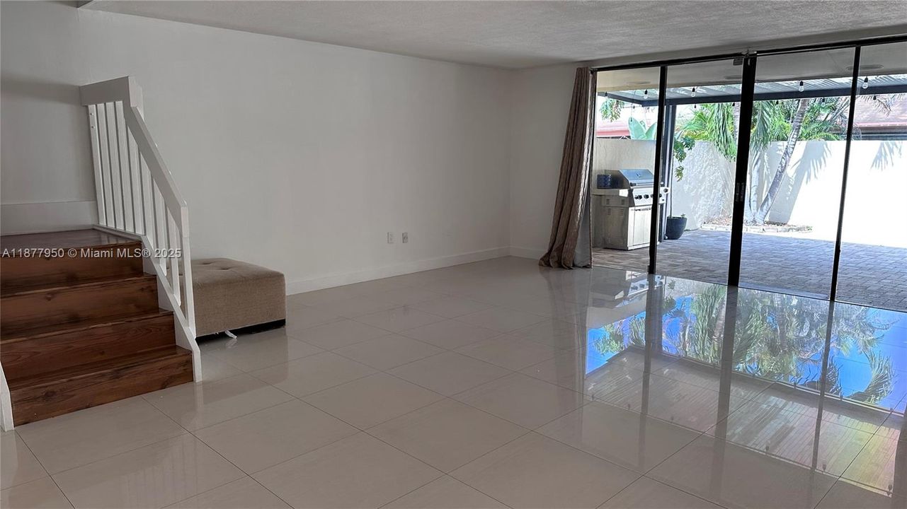 Недавно арендовано: $3,400 (3 спален, 2 ванн, 1714 Квадратных фут)