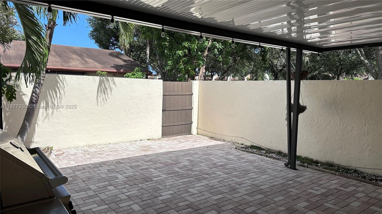 Недавно арендовано: $3,400 (3 спален, 2 ванн, 1714 Квадратных фут)