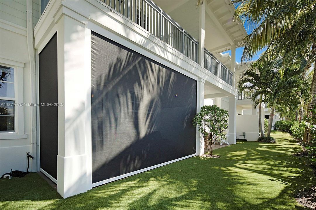 En Venta: $1,190,000 (3 camas, 2 baños, 1995 Pies cuadrados)