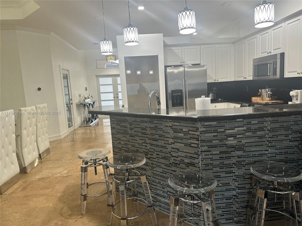 Active With Contract: $849,999 (4 beds, 3 baths, 1909 Square Feet)