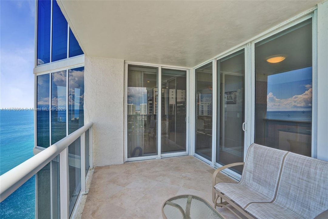 For Sale: $2,500,000 (3 beds, 4 baths, 2665 Square Feet)