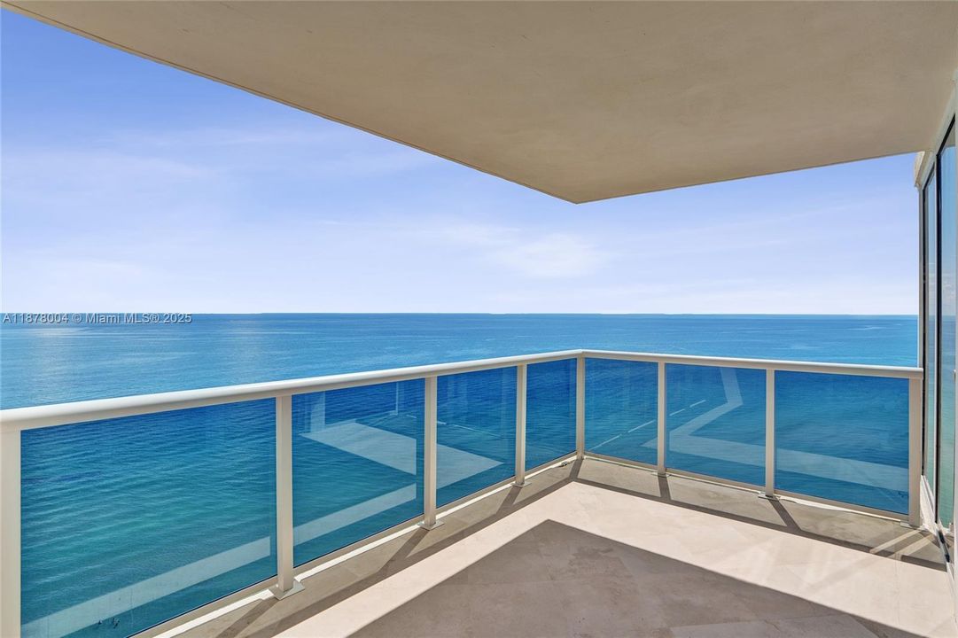 For Sale: $2,500,000 (3 beds, 4 baths, 2665 Square Feet)