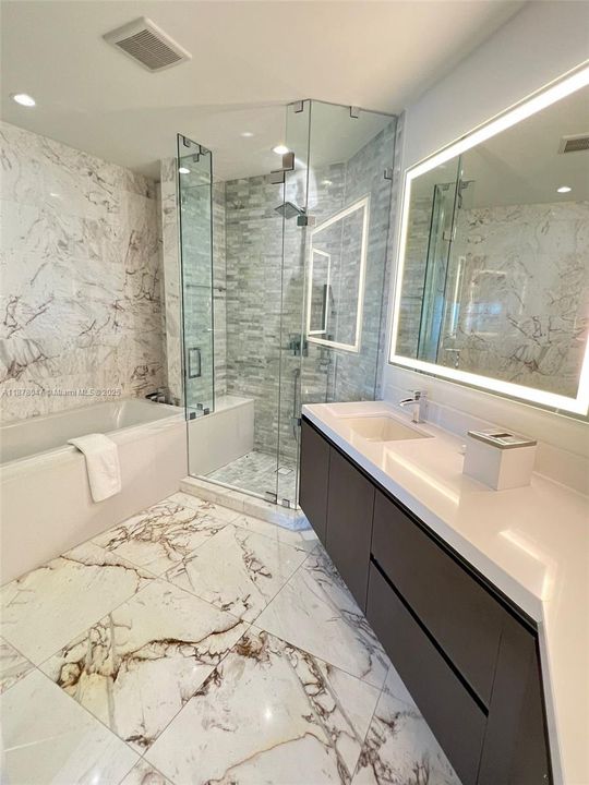 Recientemente alquilado: $5,250 (1 camas, 2 baños, 1173 Pies cuadrados)