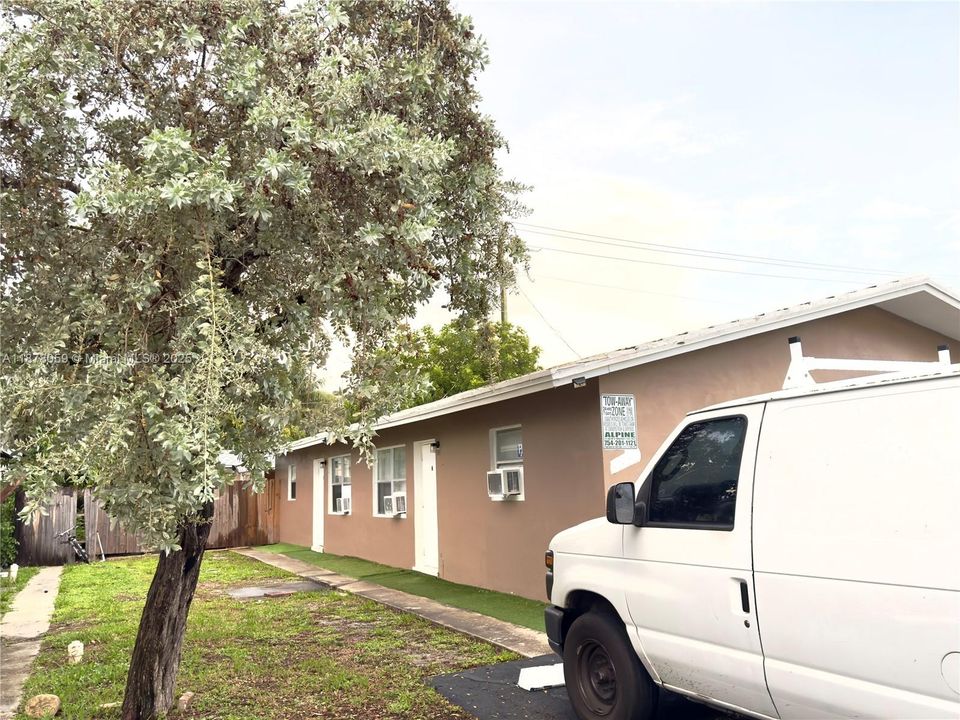 最近售出: $575,000 (0 贝兹, 0 浴室, 1624 平方英尺)