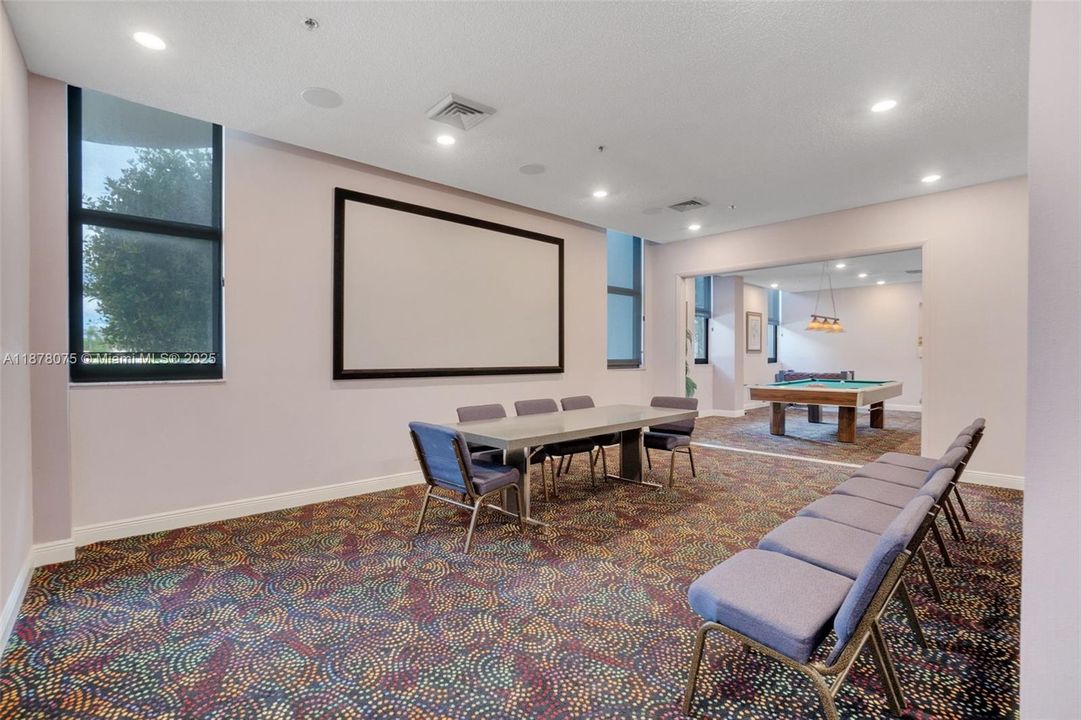 For Sale: $699,900 (2 beds, 2 baths, 1530 Square Feet)