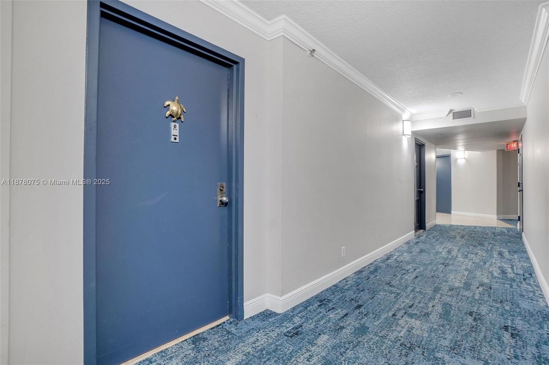 For Sale: $699,900 (2 beds, 2 baths, 1530 Square Feet)