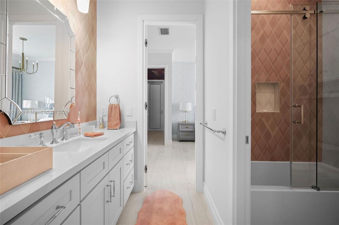 For Sale: $2,795,000 (4 beds, 3 baths, 4742 Square Feet)