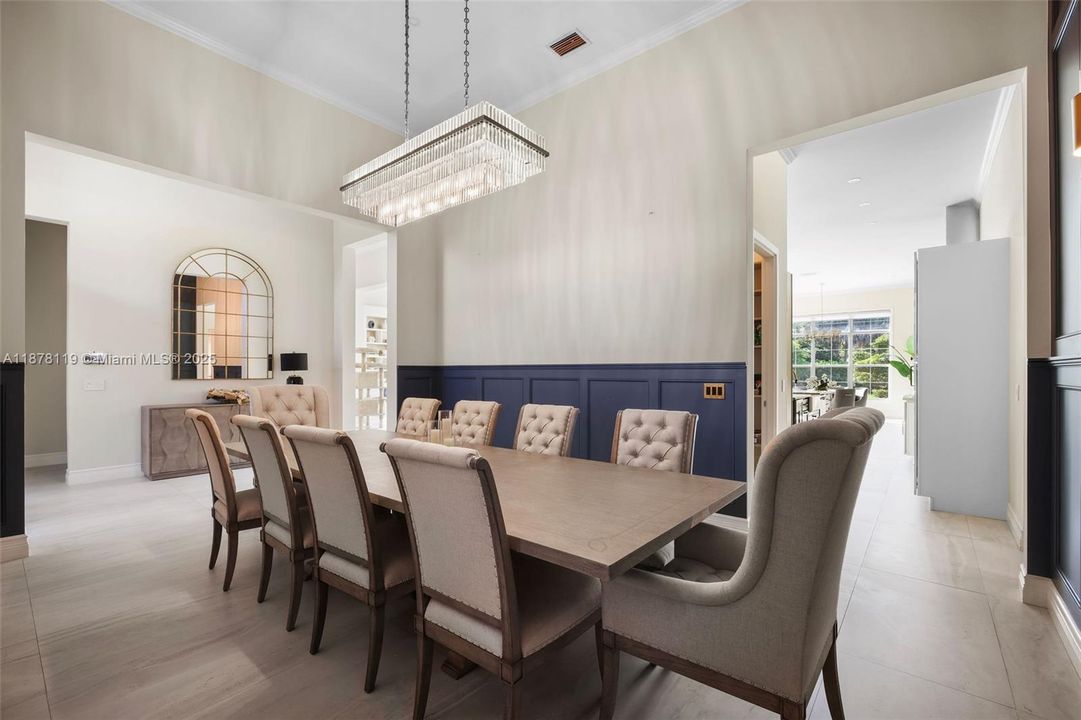 For Sale: $2,795,000 (4 beds, 3 baths, 4742 Square Feet)