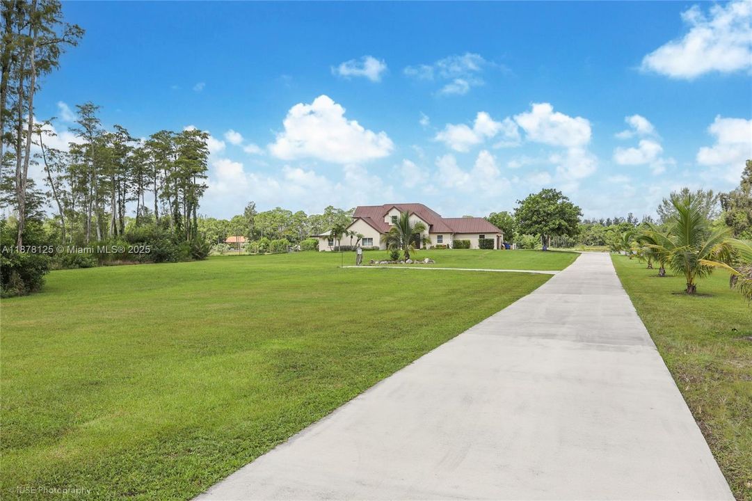 На продажу: $1,799,000 (4 спален, 3 ванн, 4022 Квадратных фут)