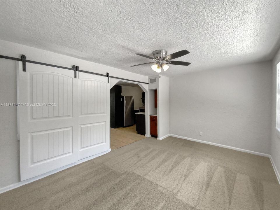 待售: $143,000 (2 贝兹, 1 浴室, 0 平方英尺)