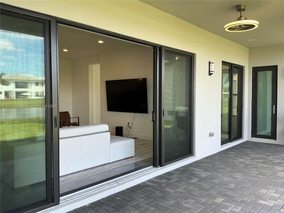 На продажу: $2,780,000 (5 спален, 6 ванн, 5393 Квадратных фут)