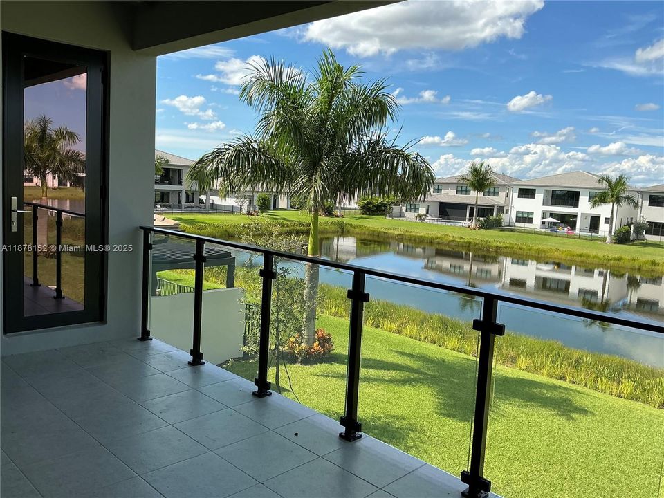 Loft & Master Bedroom Balcony