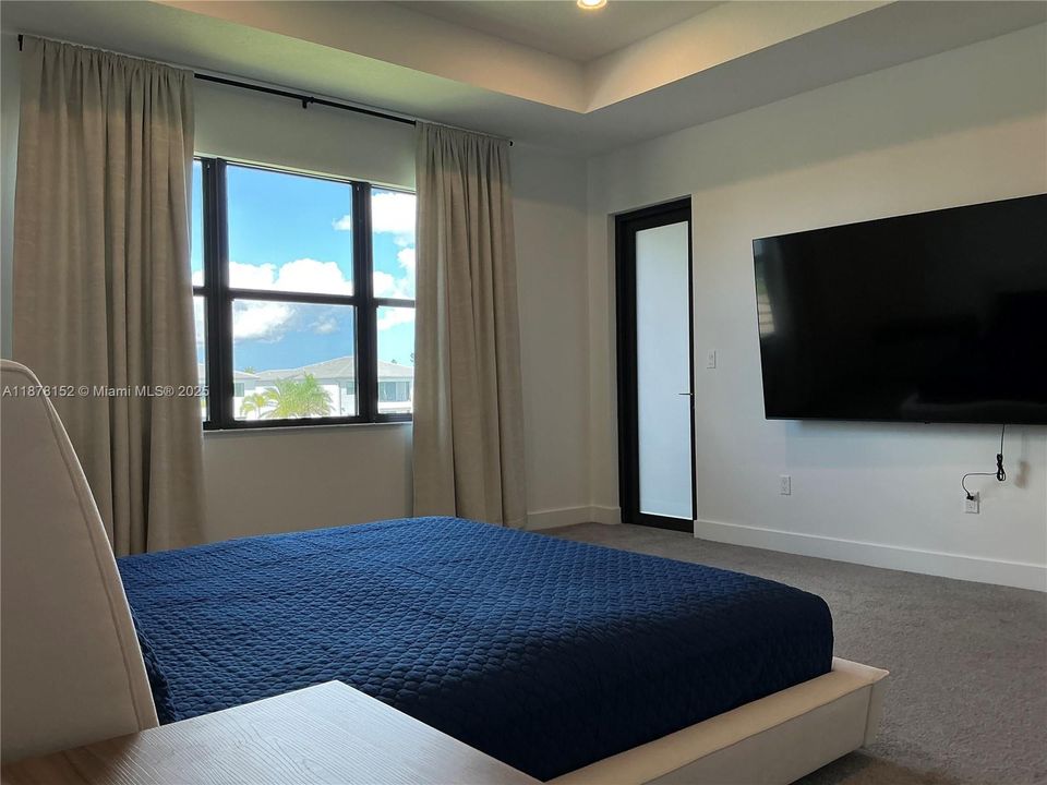 На продажу: $2,780,000 (5 спален, 6 ванн, 5393 Квадратных фут)