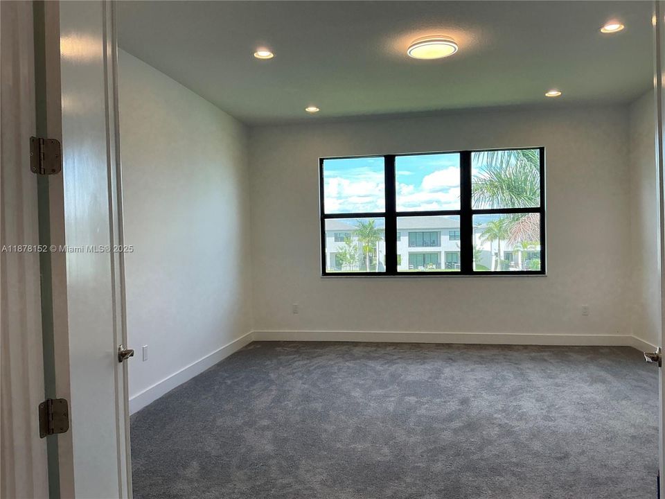 На продажу: $2,780,000 (5 спален, 6 ванн, 5393 Квадратных фут)