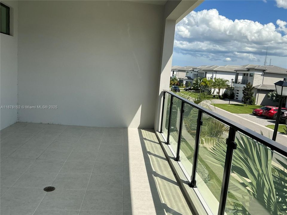 На продажу: $2,780,000 (5 спален, 6 ванн, 5393 Квадратных фут)