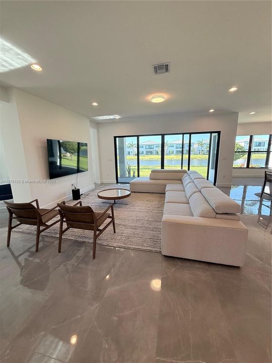 На продажу: $2,780,000 (5 спален, 6 ванн, 5393 Квадратных фут)