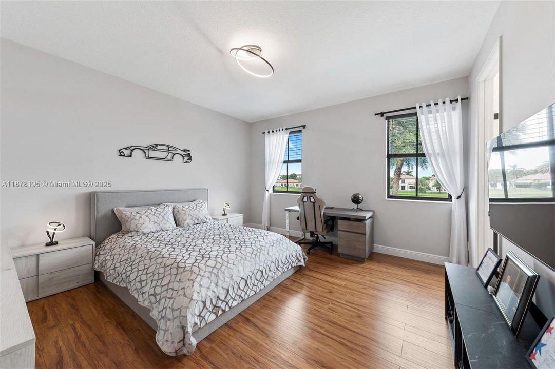 待售: $1,950,000 (5 贝兹, 5 浴室, 4110 平方英尺)