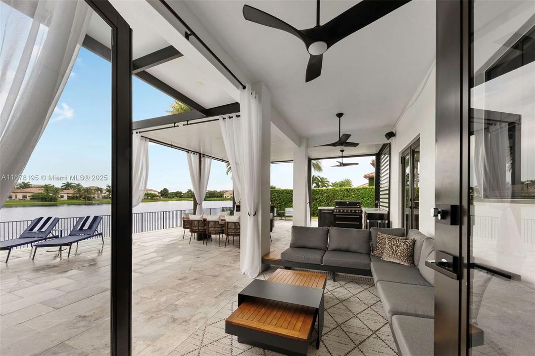 待售: $1,950,000 (5 贝兹, 5 浴室, 4110 平方英尺)