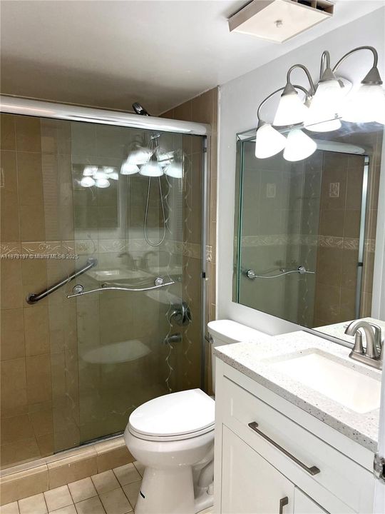 Recently Sold: $234,900 (2 beds, 2 baths, 898 Square Feet)