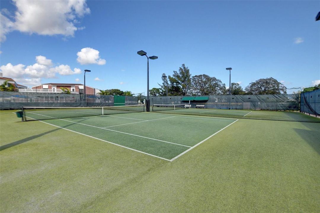 7 Tennis courts