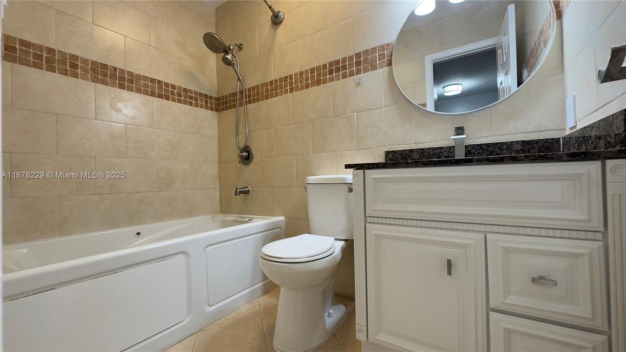 Guest Bathroom, upstairs