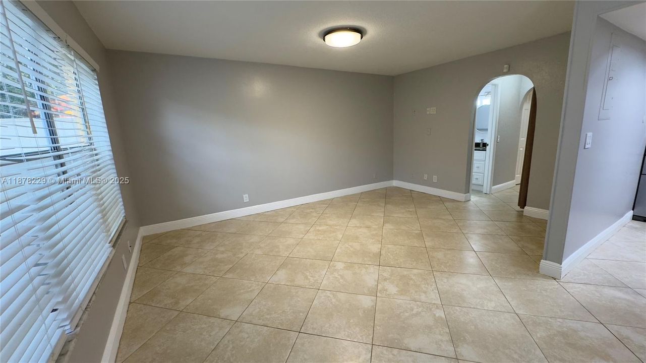 Active With Contract: $250,000 (3 beds, 2 baths, 1535 Square Feet)