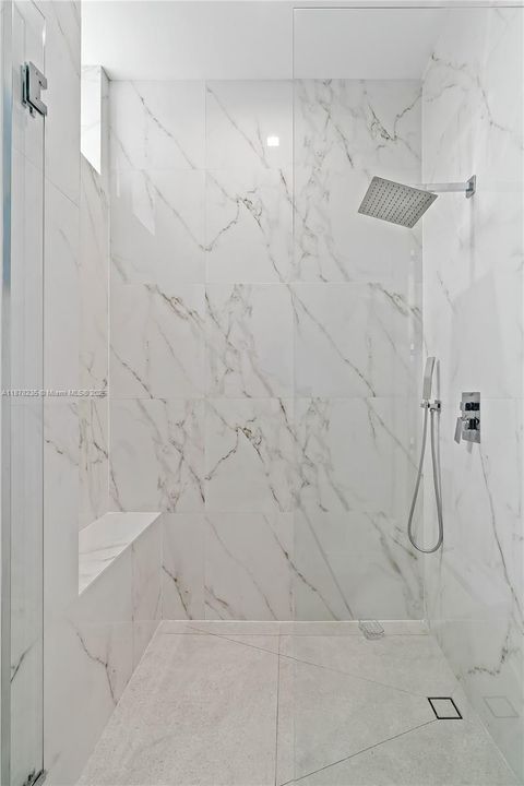 For Sale: $4,780,000 (5 beds, 5 baths, 3779 Square Feet)