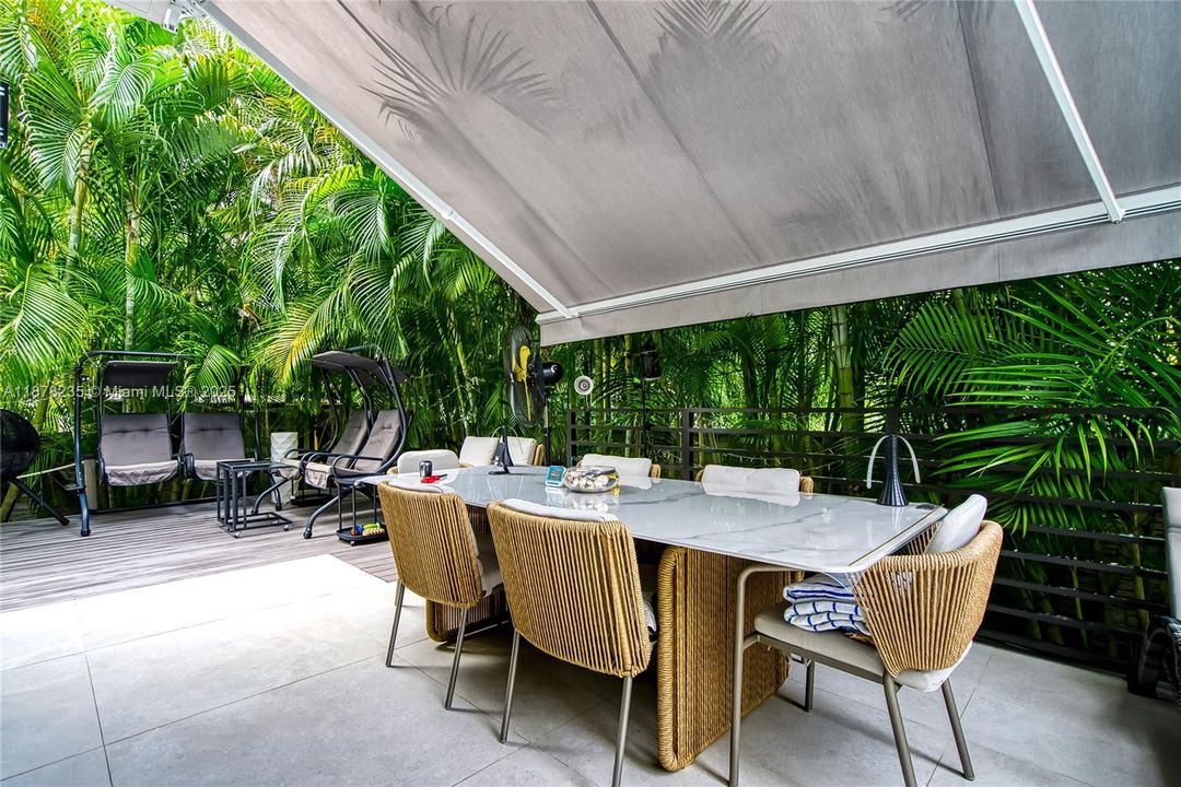 For Sale: $4,780,000 (5 beds, 5 baths, 3779 Square Feet)