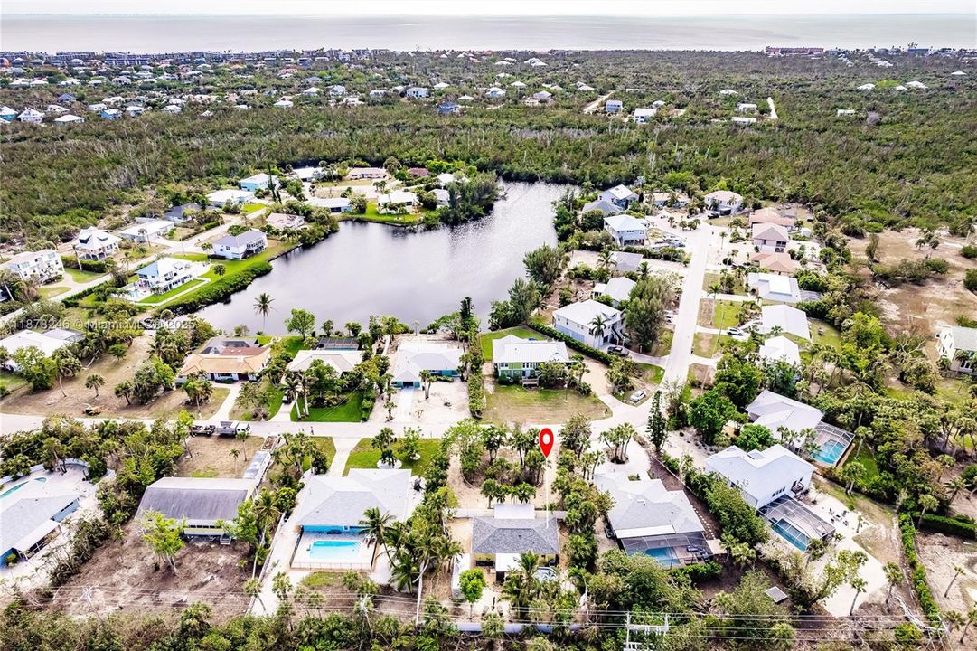 待售: $615,000 (2 贝兹, 2 浴室, 0 平方英尺)