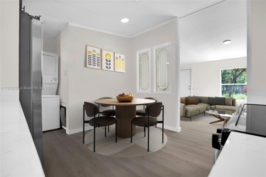 For Sale: $239,500 (3 beds, 2 baths, 960 Square Feet)