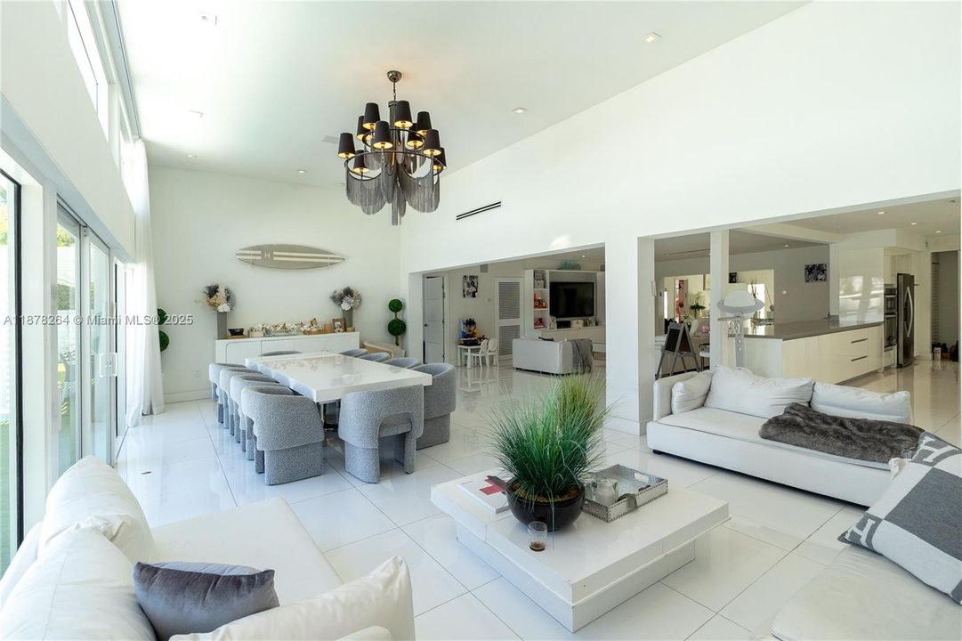 For Sale: $7,200,000 (4 beds, 4 baths, 3664 Square Feet)