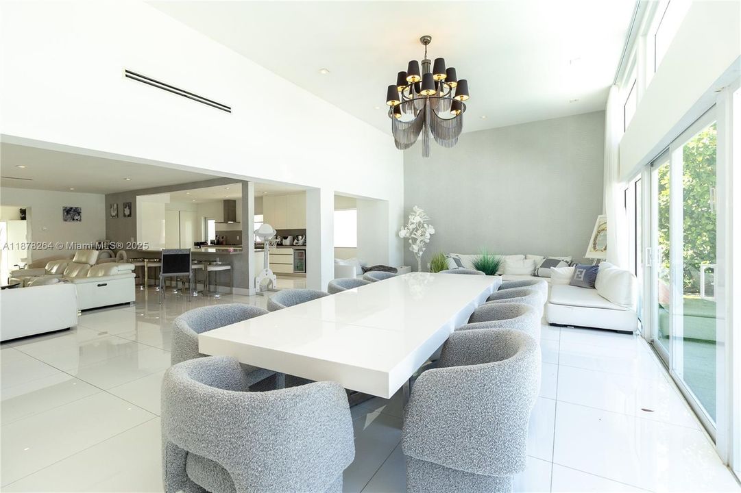 For Sale: $7,200,000 (4 beds, 4 baths, 3664 Square Feet)