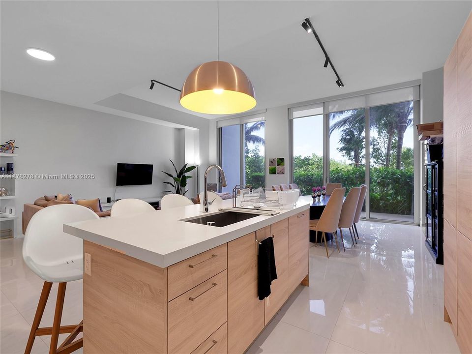 For Sale: $1,499,000 (3 beds, 4 baths, 2093 Square Feet)