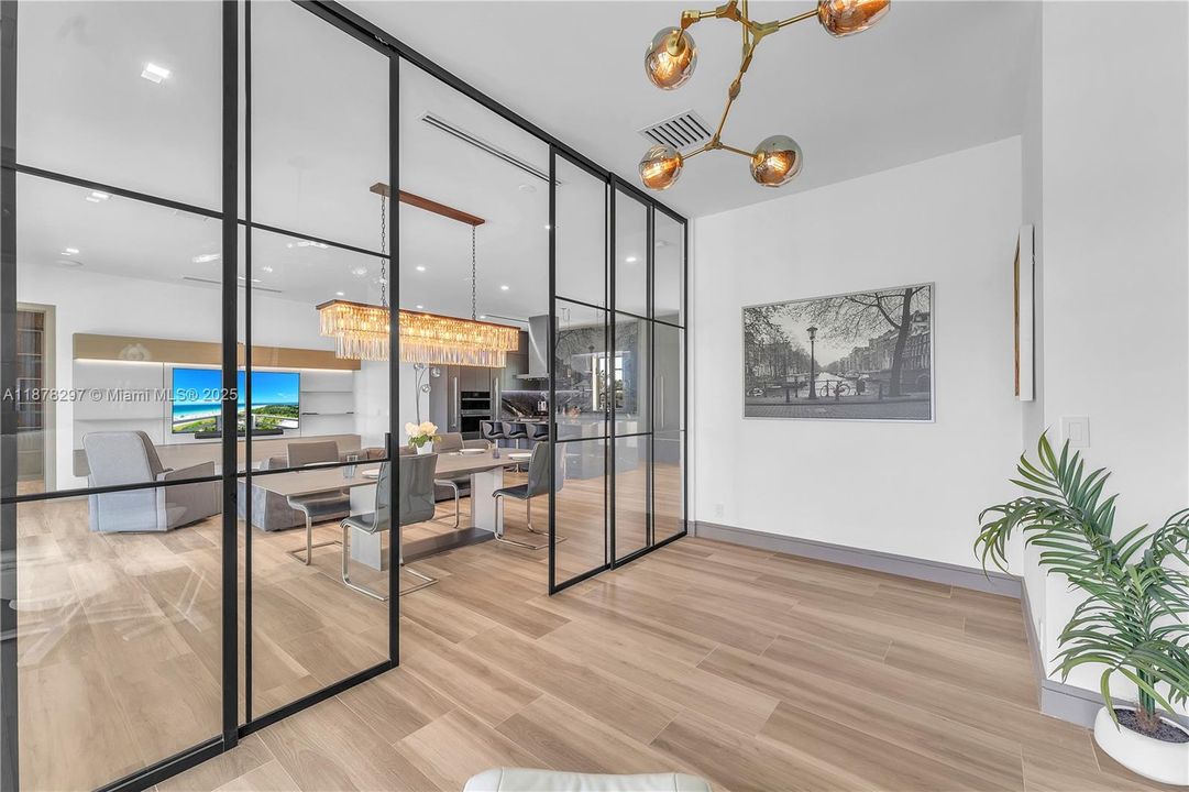 Active With Contract: $12,000 (3 beds, 3 baths, 3000 Square Feet)